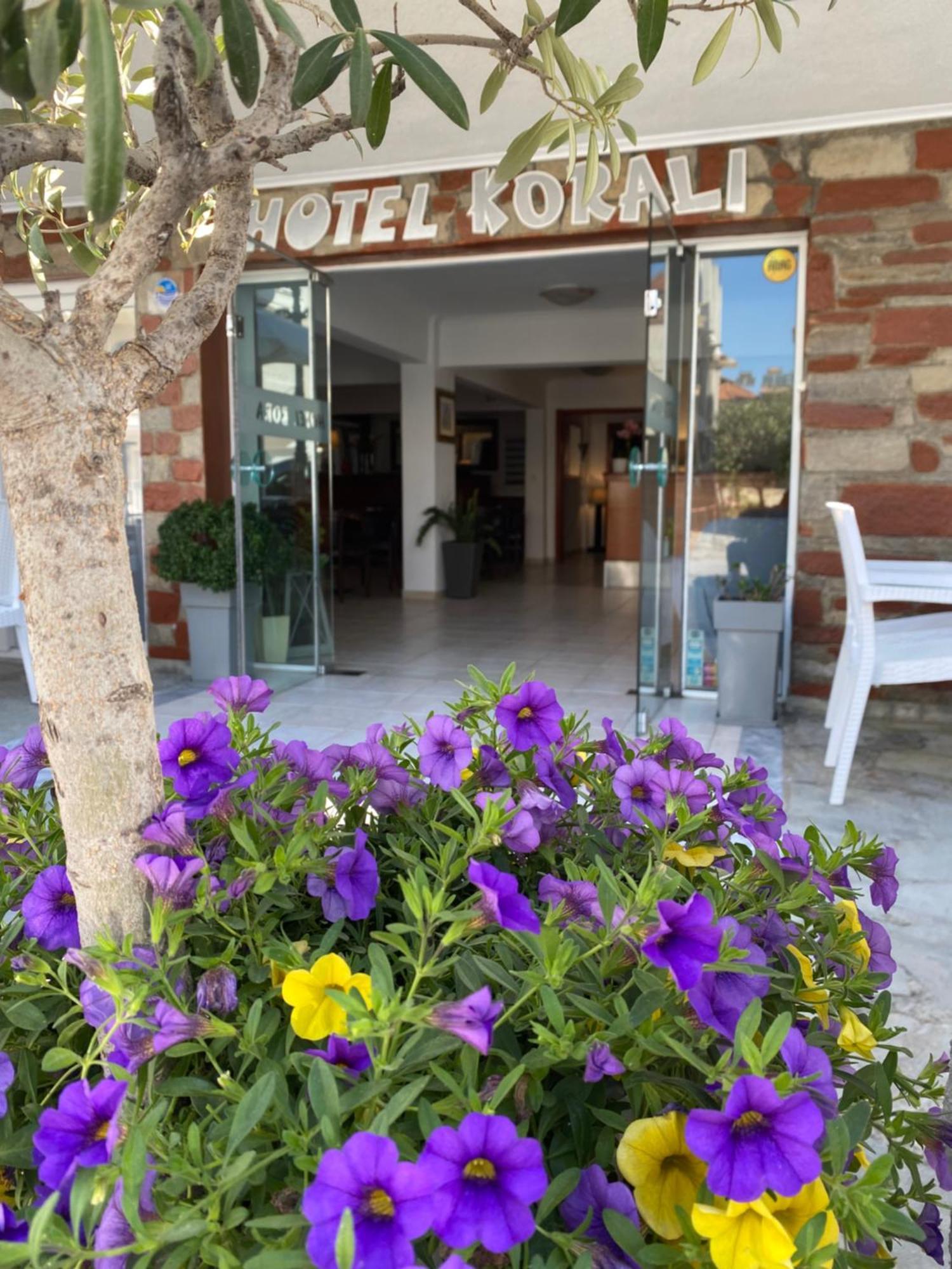 Korali Hotel Paralía المظهر الخارجي الصورة